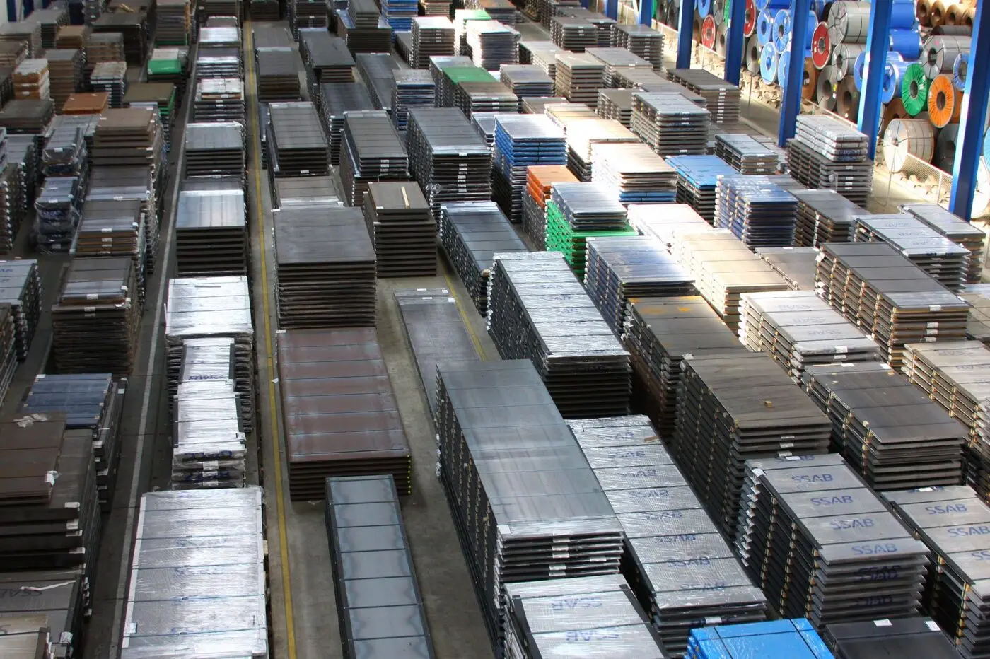 Steel structures stored in the Maasterminal warehouse